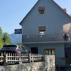 Maison d'hôtes Kroni I Micanit, Theth